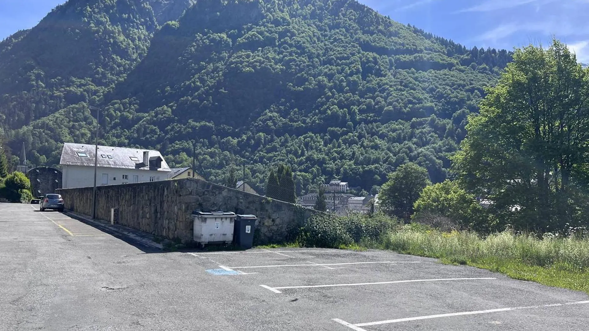 Maison De Charme 5 Chambres, Jardin Central A Cauterets - Fr-1-812-133 0*,  France